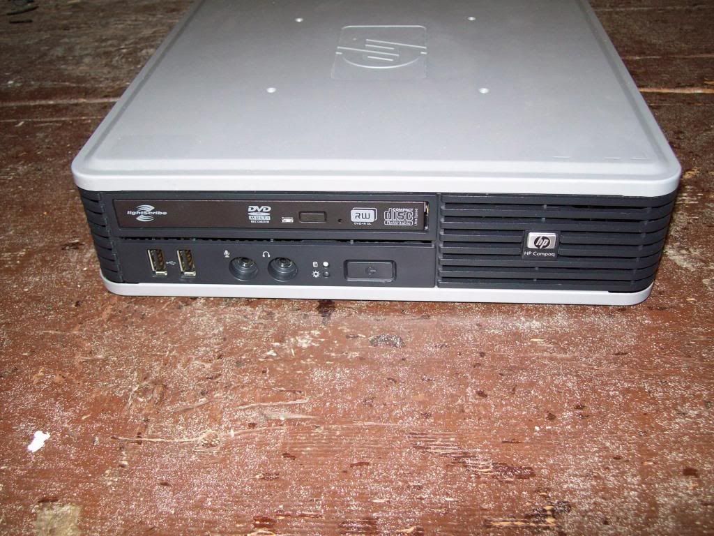 HP Compaq DC7900 Ultra-Slim Dual Core WiFi Desktop Computer (Energystar)