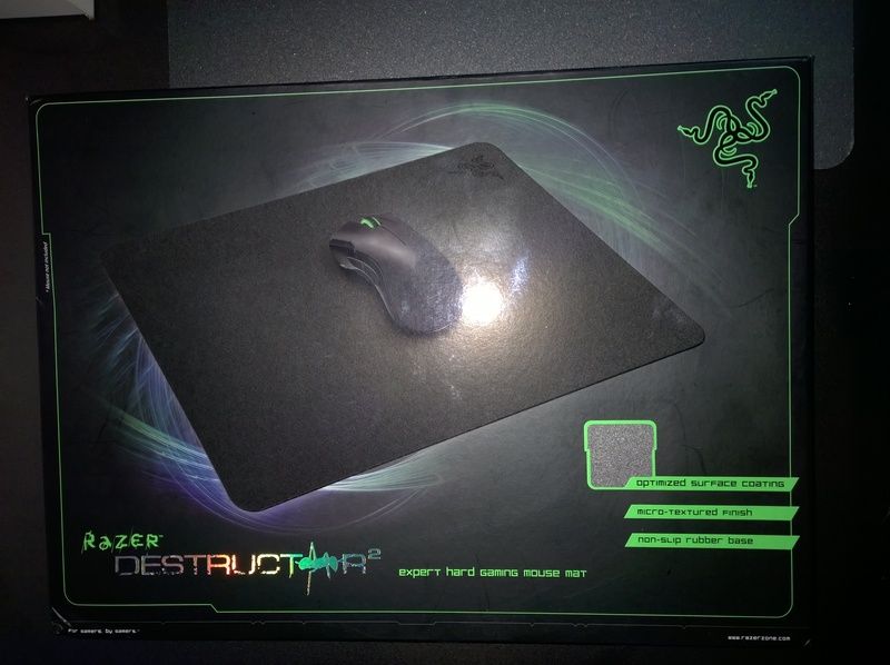 Hàng linh tinh: Razer Destructor 2, sạc laptop đa năng, tai nghe chống ồn Plugfones, màn hình MZ600