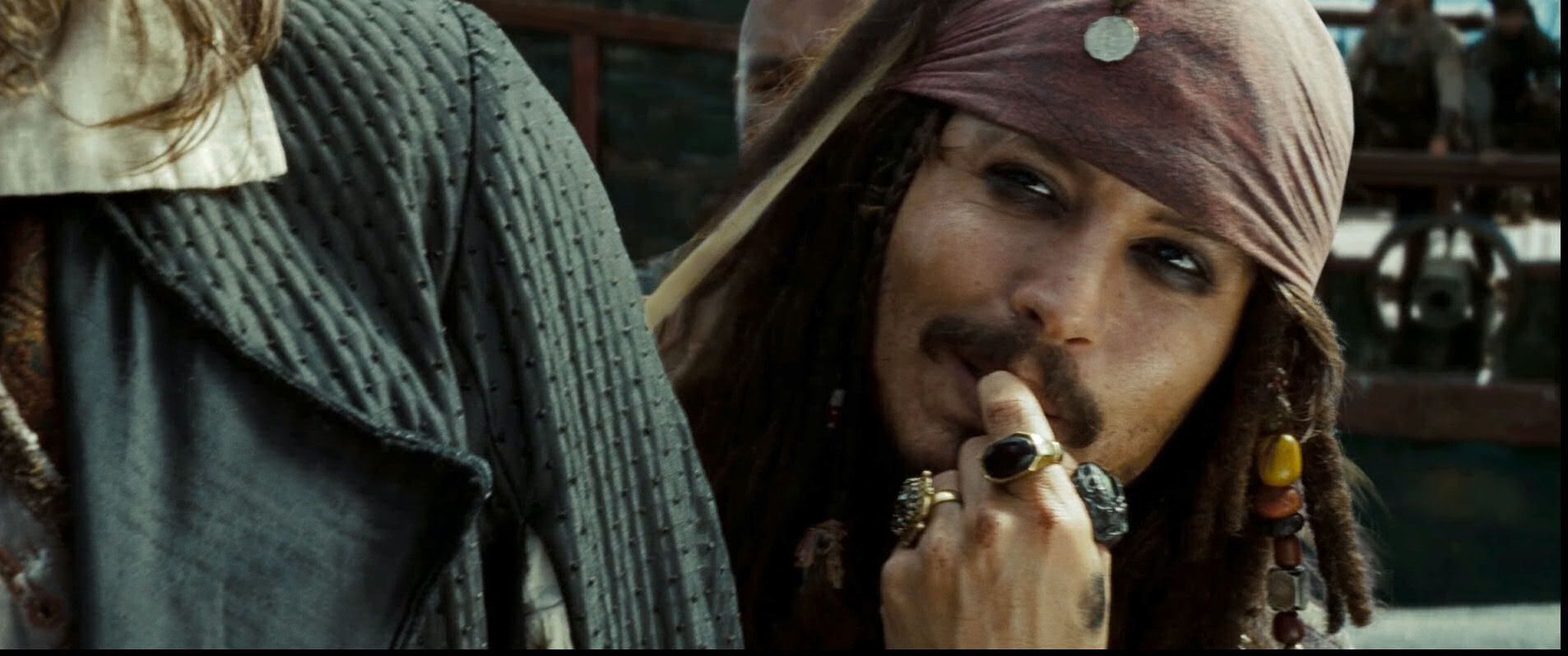 http://i4.photobucket.com/albums/y144/deepintodepp/Pirates%20At%20Worlds%20End/ScreenCaps%20from%20Clips/000002304.jpg