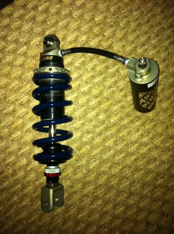 Penske 8987 Triple Clicker SV1000S Suzuki SV650 Riders Forum