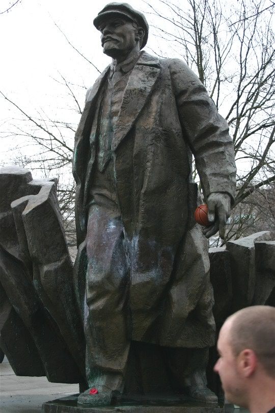 Lenin statue from Moscow