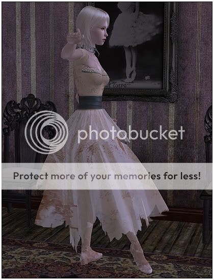 http://i4.photobucket.com/albums/y114/cyberversace/sims2%20pics/winona02.jpg